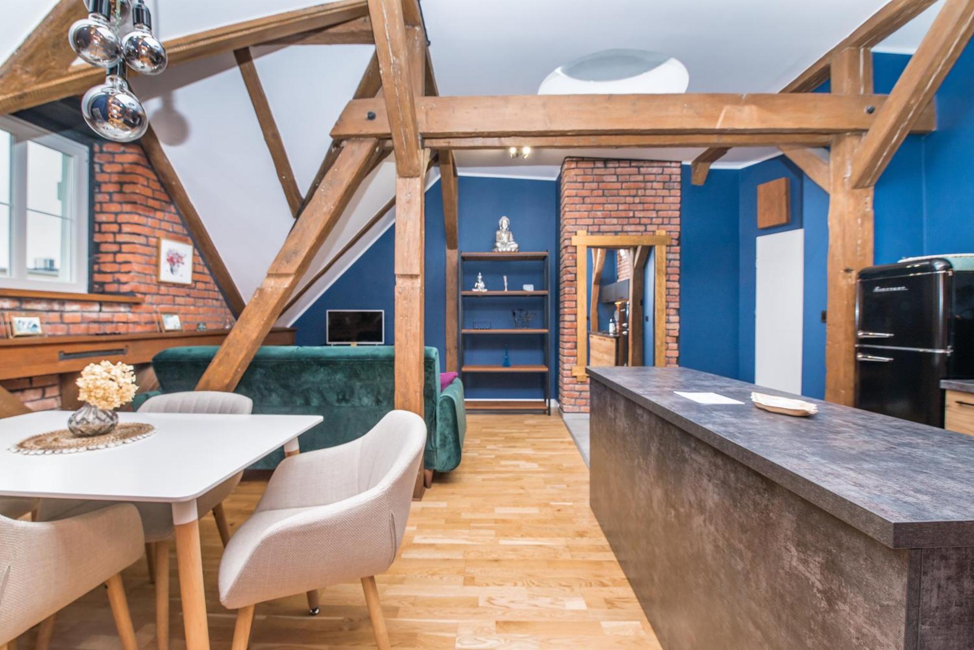 Uroczy Apartament Gliwice Eksteriør bilde